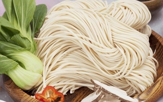 为什么半干面会受到年轻人的青睐？尝试一下你就知道！